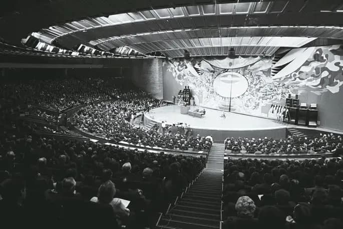 Cultural Superstage
